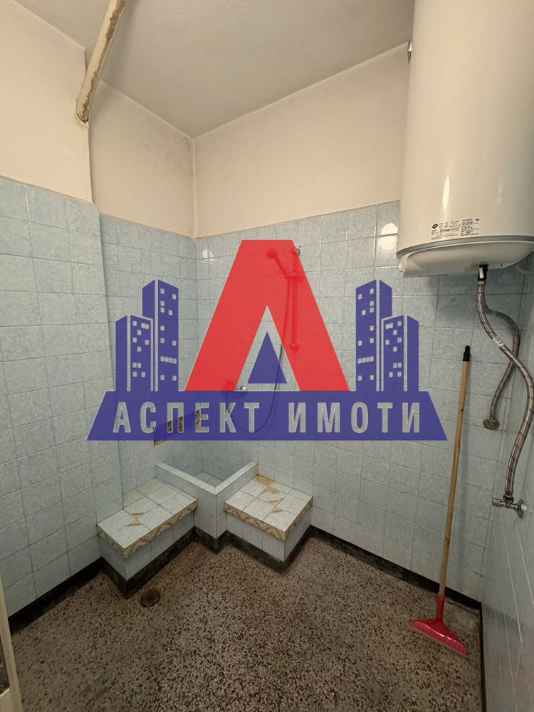Етаж от къща в Христо Смирненски до болница Каспела! - 0