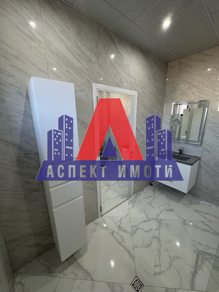 Самостоятелна къща в село Марково! - 0